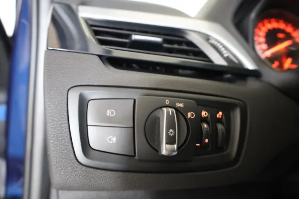 BMW X1 18 d sDrive Auto Advantage 29