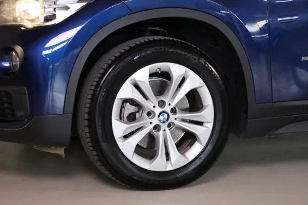 BMW X1 18 d sDrive Auto Advantage 11