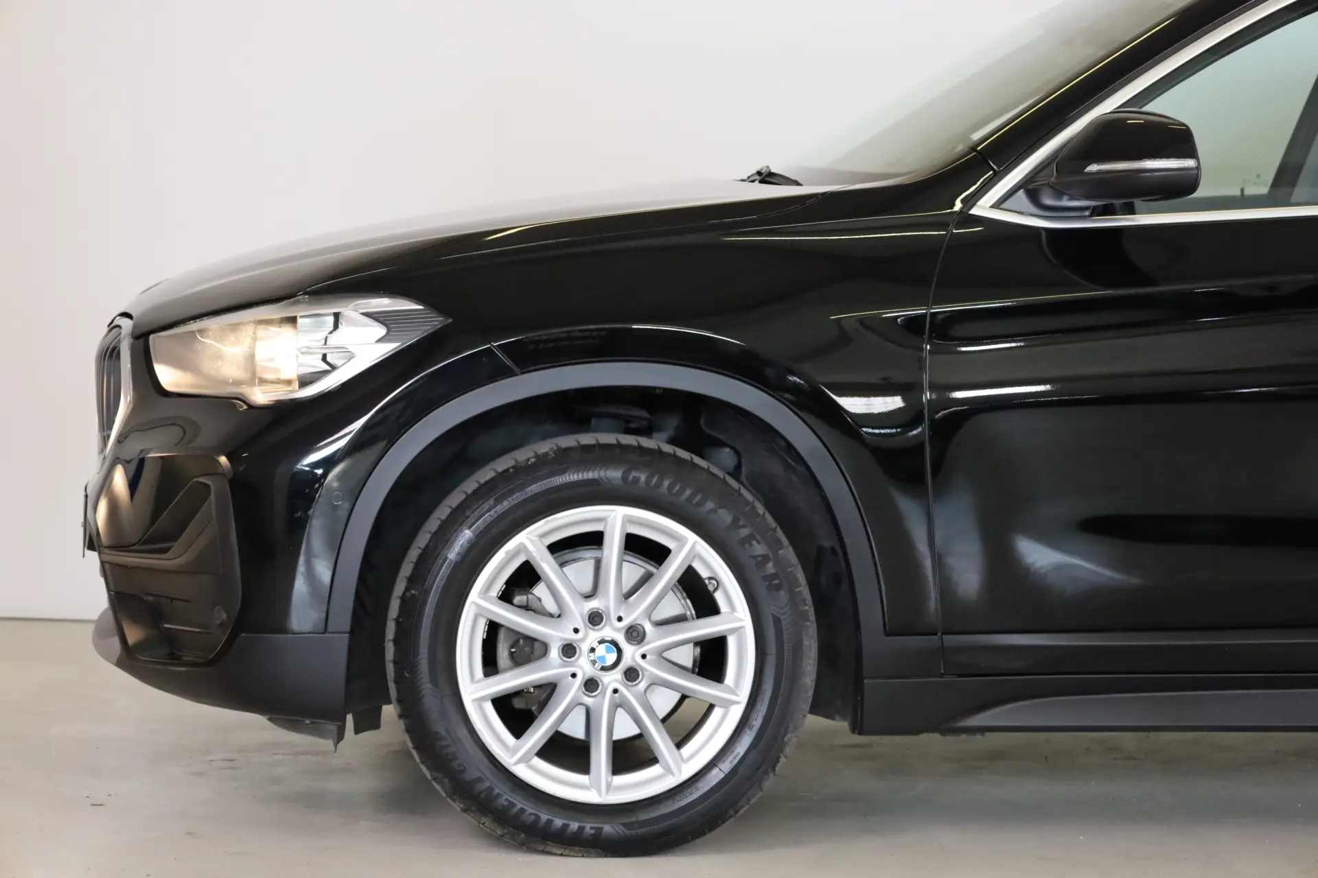BMW X1 16 d sDrive Advantage Auto 12