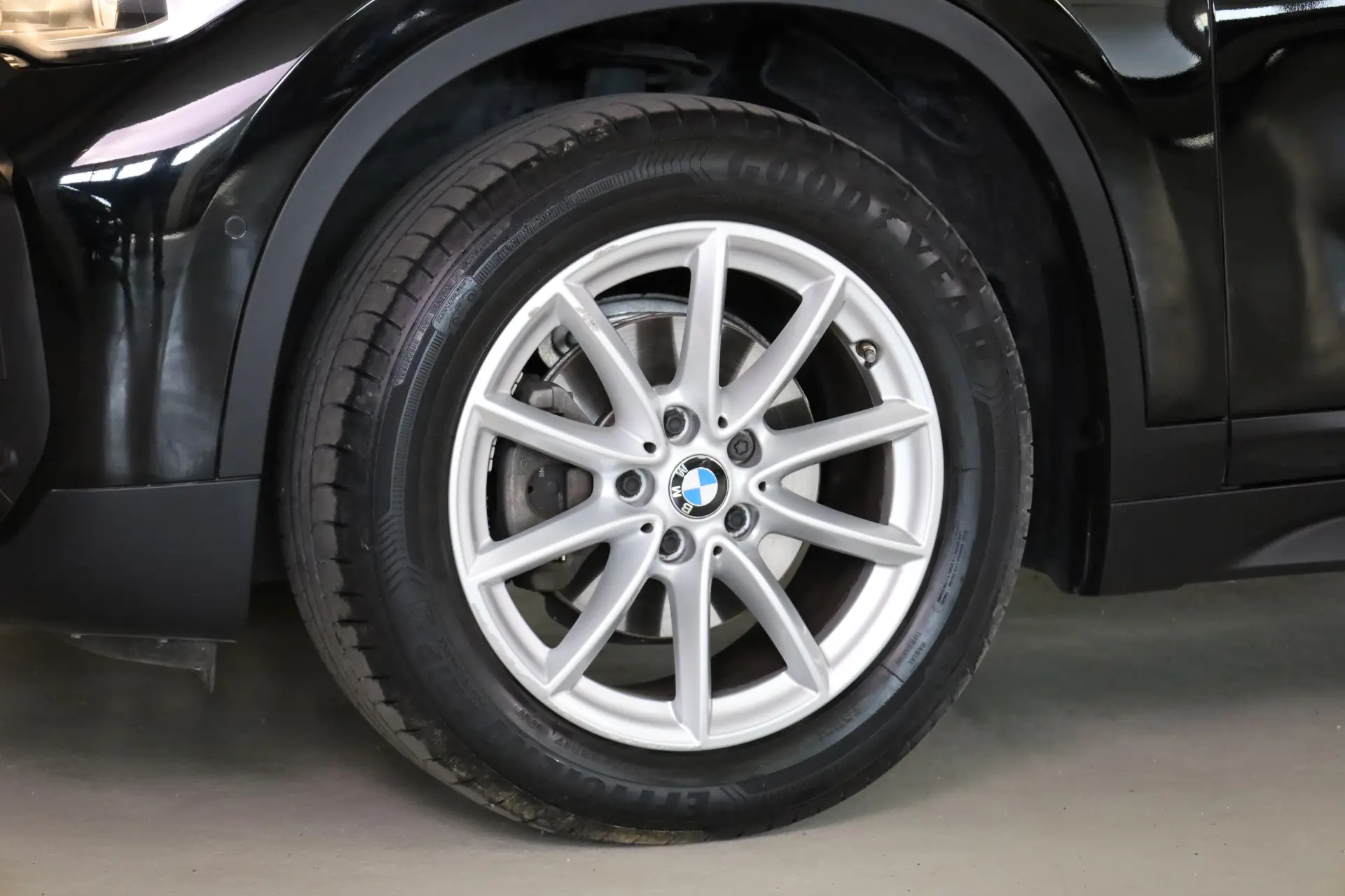 BMW X1 16 d sDrive Advantage Auto 13