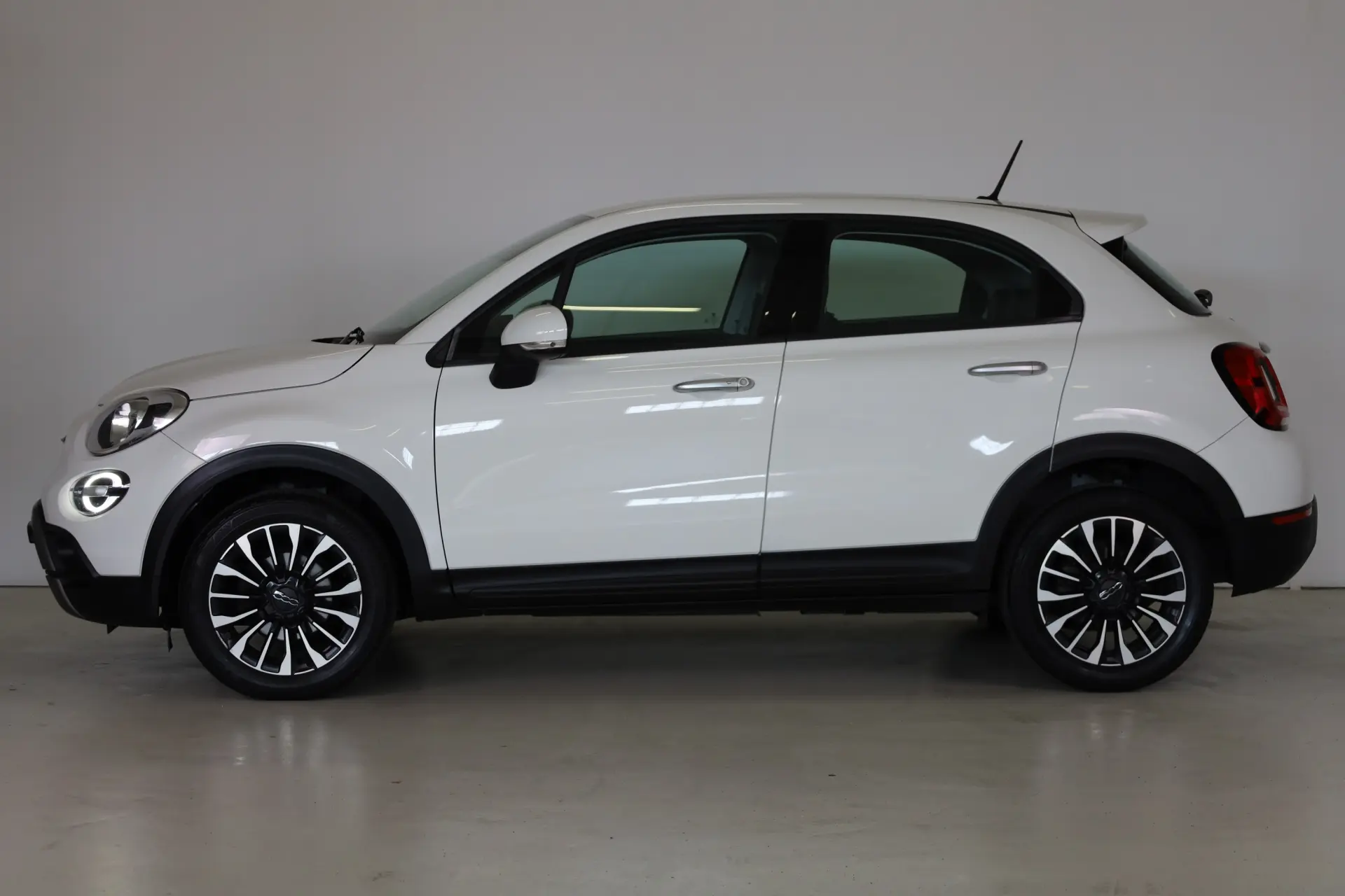 Fiat 500X 1.3 MJ City Cross 4