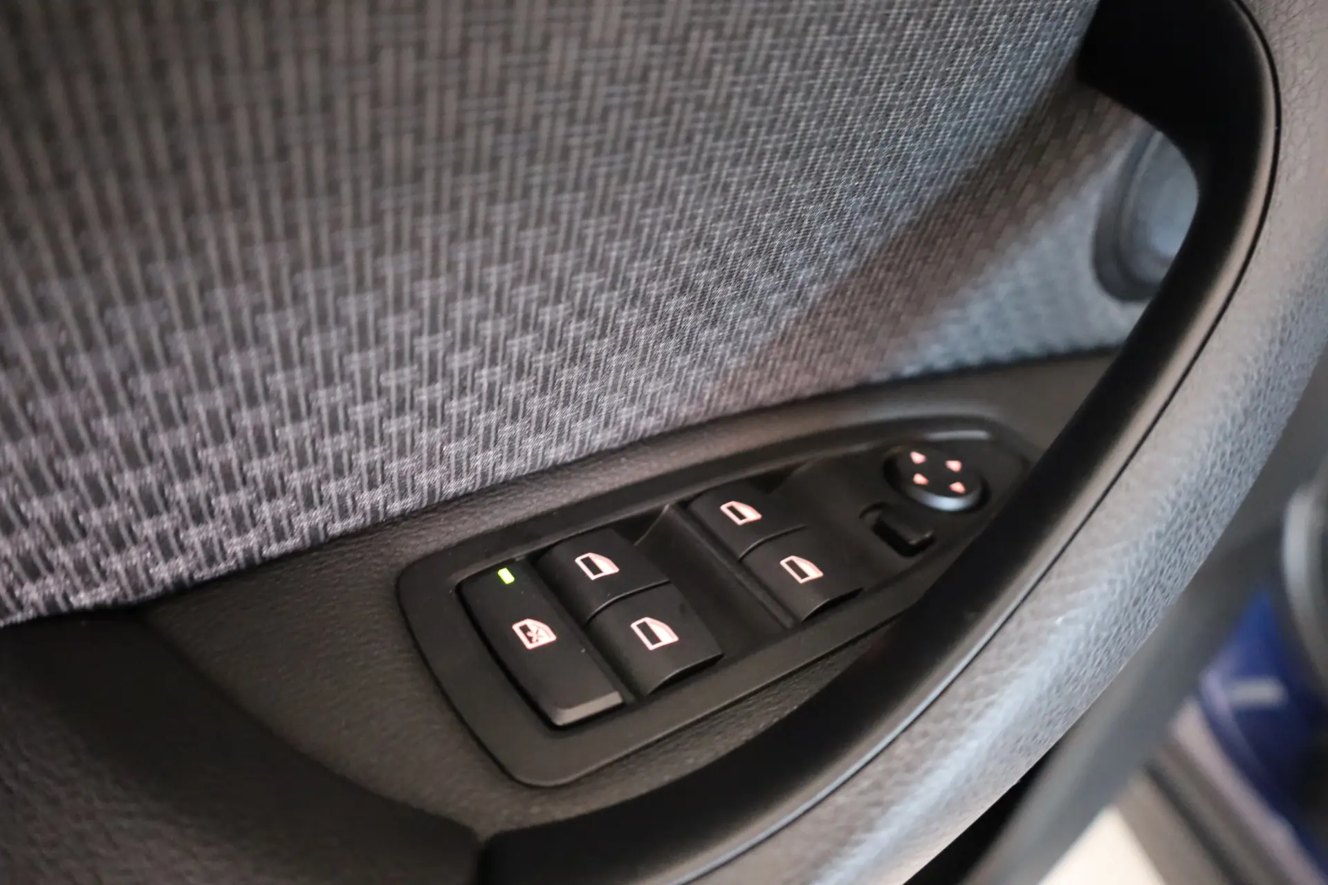 BMW X1 18 d sDrive Auto Advantage 26