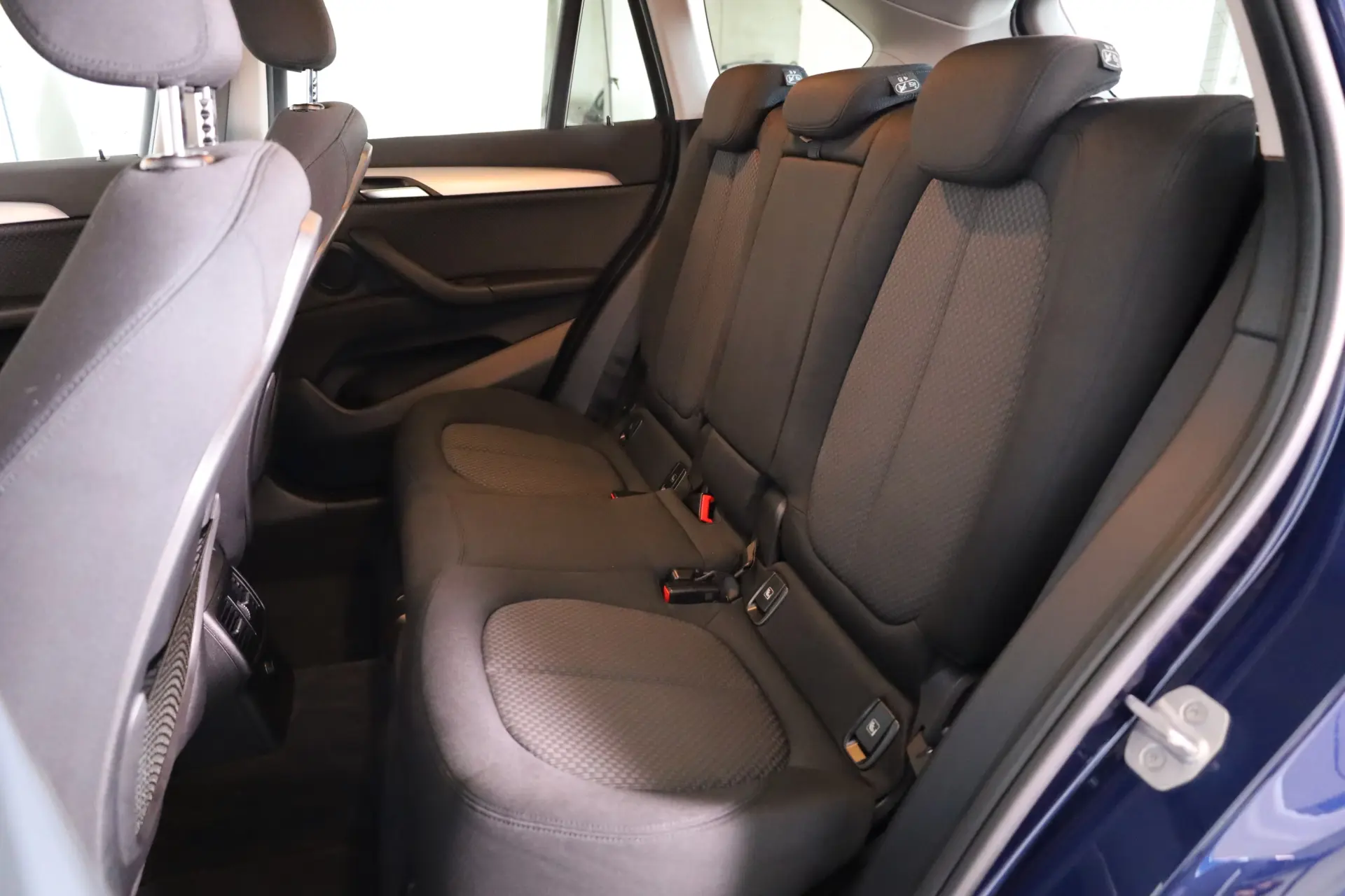 BMW X1 18 d sDrive Auto Advantage 20