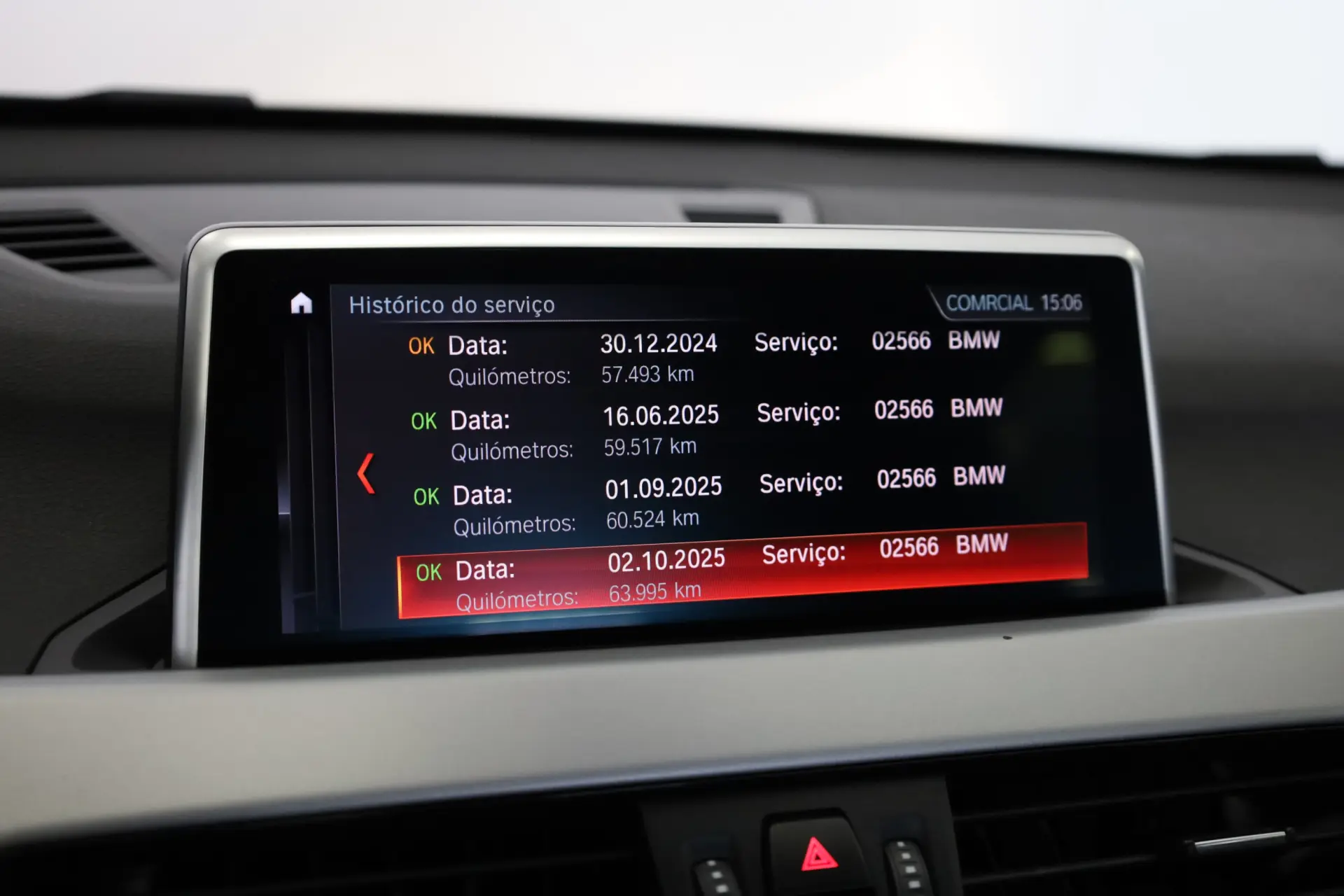 BMW X1 16 d sDrive Advantage Auto 33