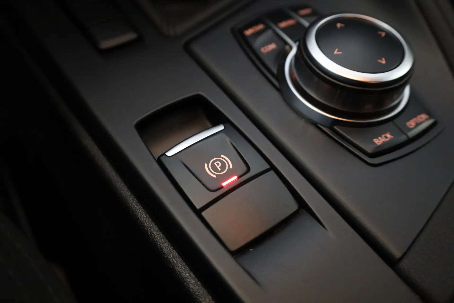 BMW X1 16 d sDrive Advantage Auto 42