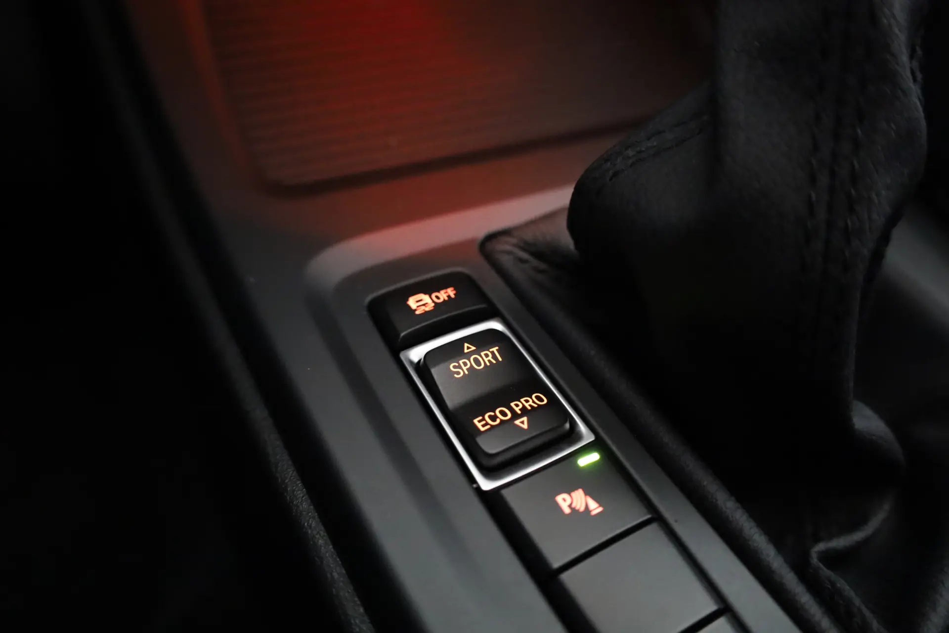 BMW X1 18 d sDrive Auto Advantage 37