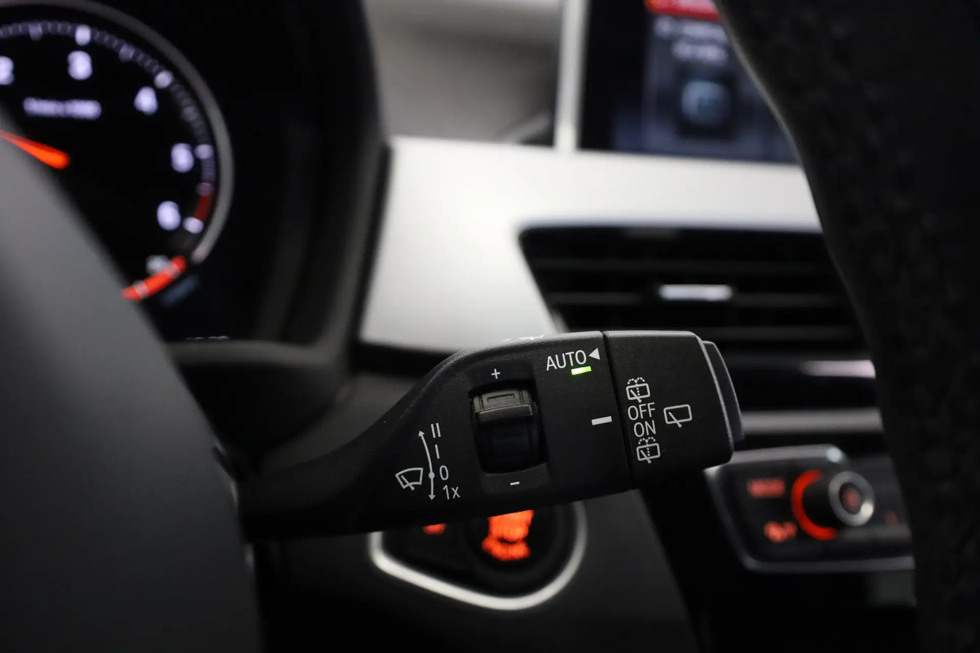 BMW X1 16 d sDrive Advantage Auto 44