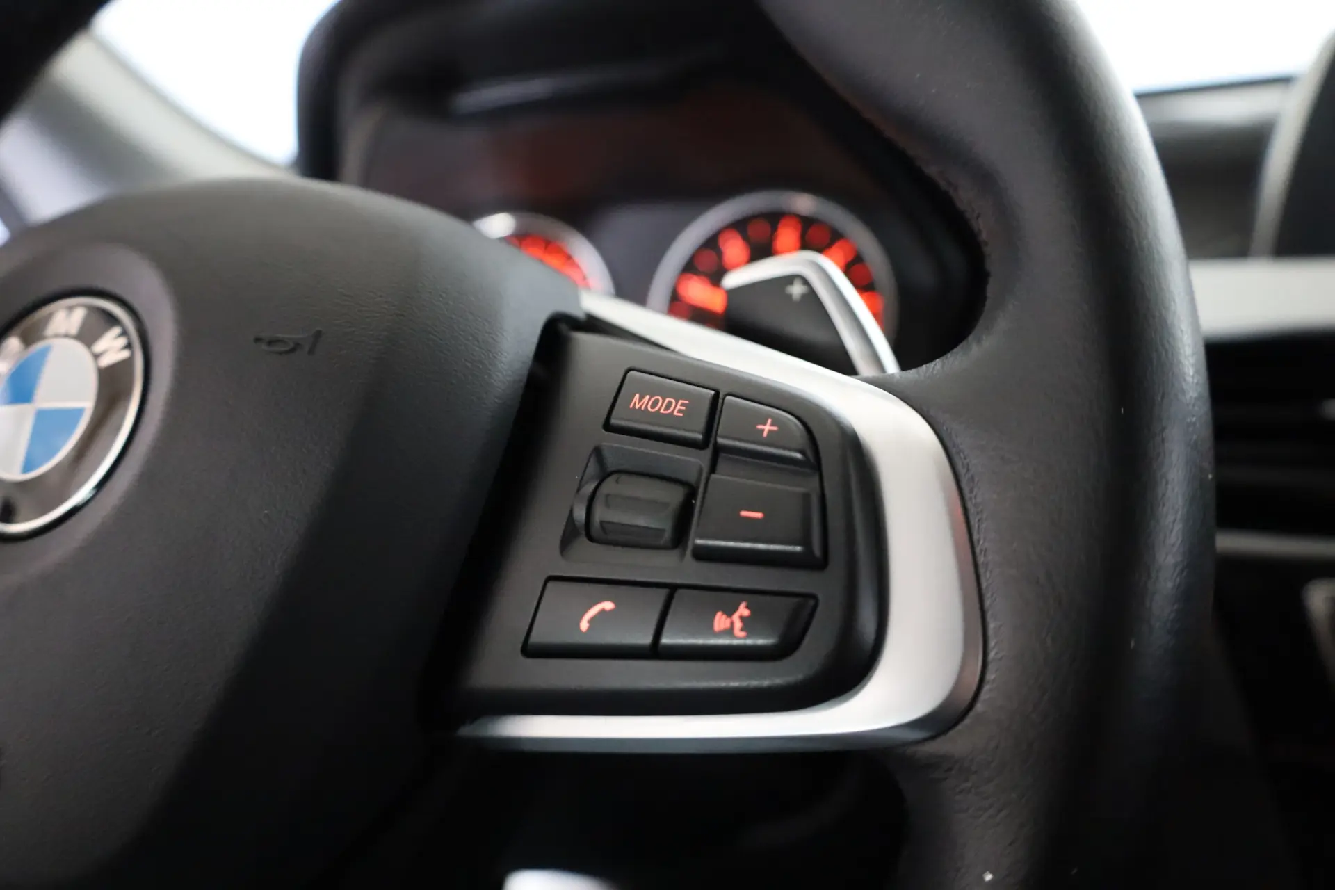 BMW X1 18 d sDrive Auto Advantage 31