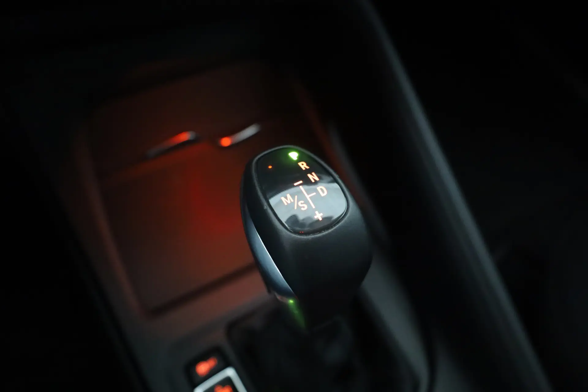 BMW X1 18 d sDrive Auto Advantage 40