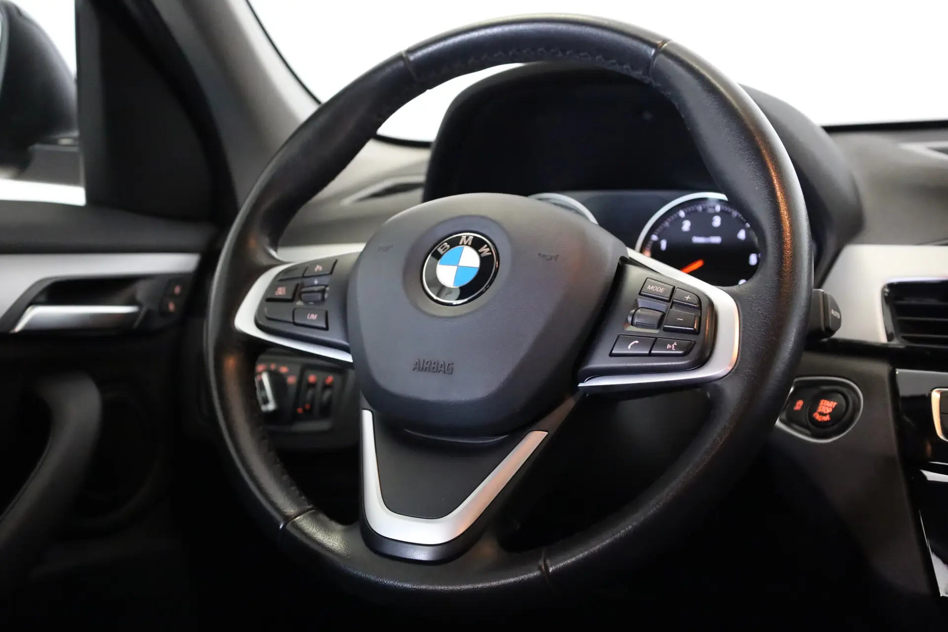 BMW X1 16 d sDrive Advantage Auto 24