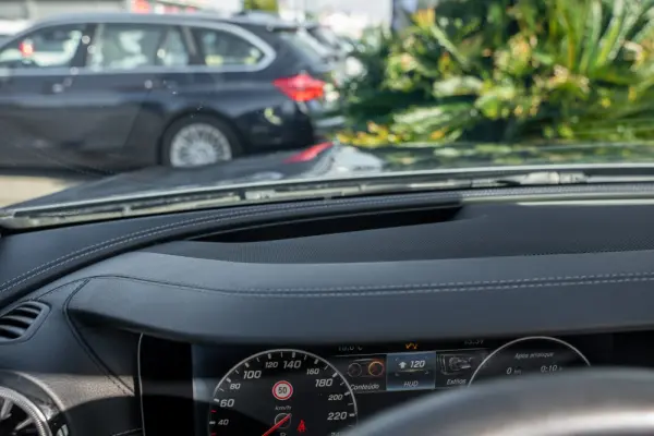 Mercedes-Benz E 220 d AMG Line Aut. 14