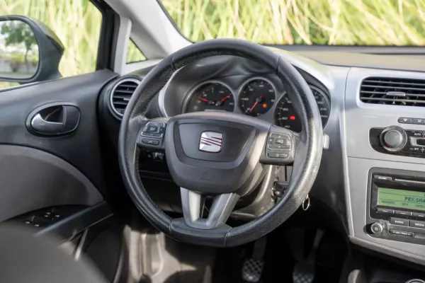 SEAT Leon 1.6 TDI Style Ecomotive 14