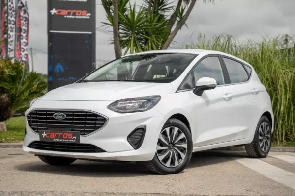 Ford Fiesta 1.0 EcoBoost MHEV Vignale 1