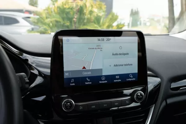 Ford Fiesta 1.0 EcoBoost MHEV Vignale 9