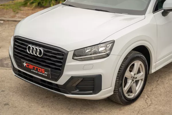 Audi Q2 30 TFSI Design S tronic 2