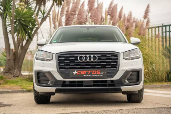 Audi Q2 30 TFSI Design S tronic 4