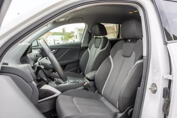 Audi Q2 30 TFSI Design S tronic 19