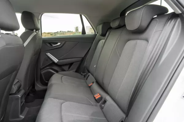 Audi Q2 30 TFSI Design S tronic 21