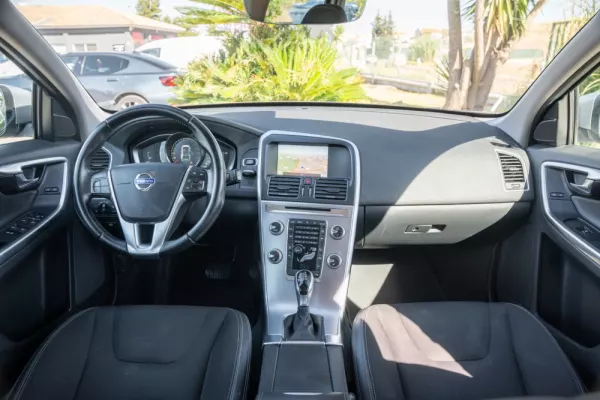 Volvo XC 60 2.0 D3 Summum Geartronic 6