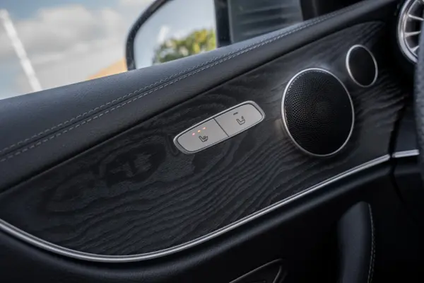 Mercedes-Benz E 220 d AMG Line Aut. 21