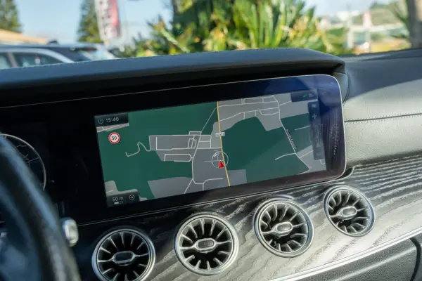 Mercedes-Benz E 220 d AMG Line Aut. 15