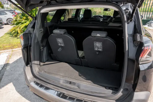 Peugeot 5008 1.5 BlueHDi Allure EAT8 15