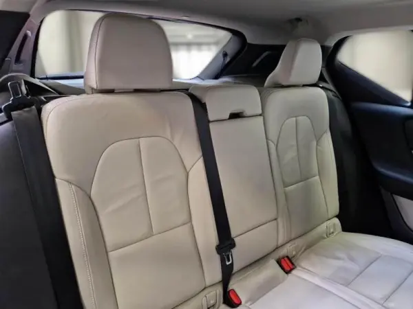 Volvo XC 40 T5 Recharge DKG Inscription 13