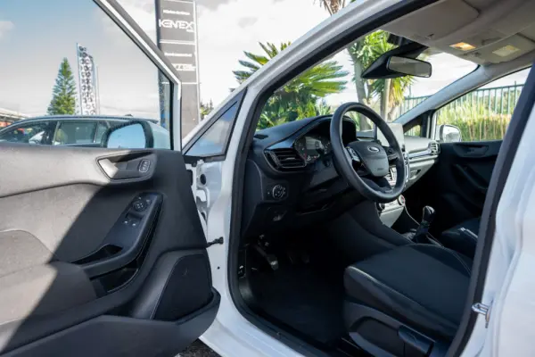 Ford Fiesta 1.1 Ti-VCT Connected 13