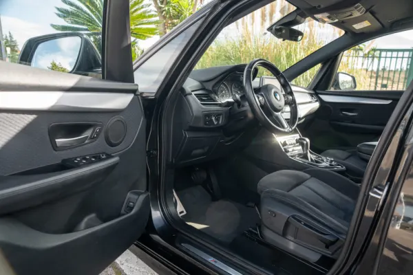 BMW 218 Active Tourer d Pack M Auto 16