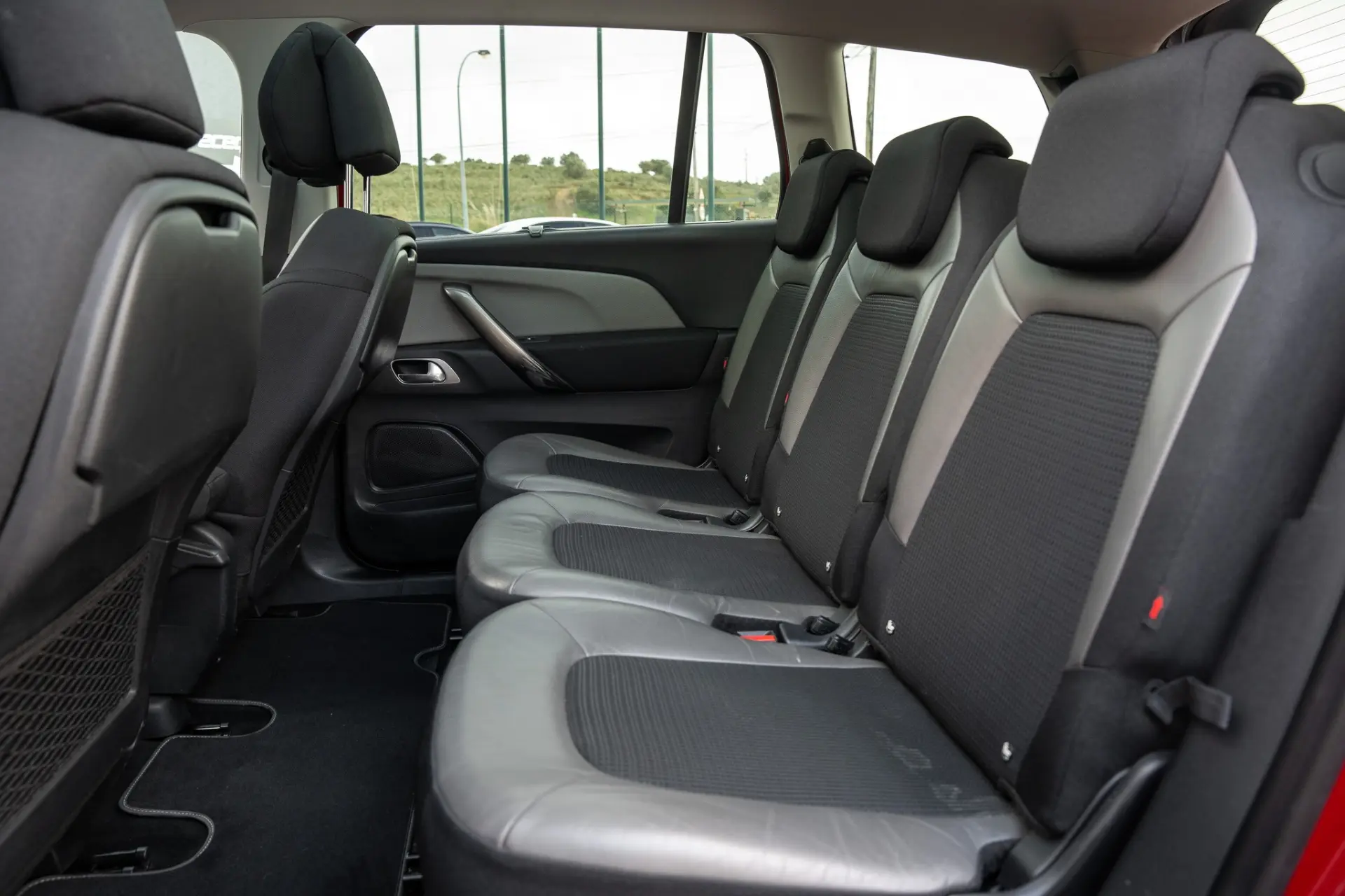 Citroën Grand C4 Spacetourer 1.5 BlueHDi Shine EAT8 20