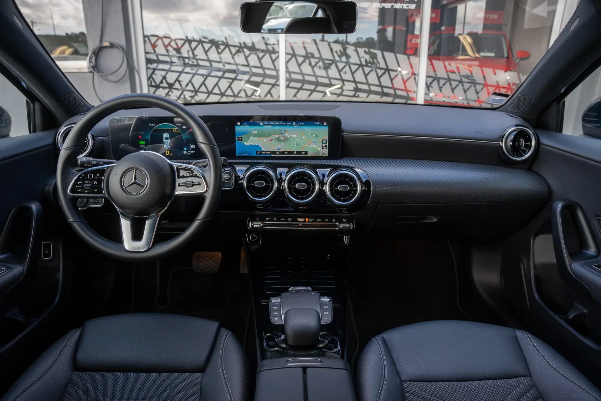 Mercedes-Benz A 250 e Style Plus 8