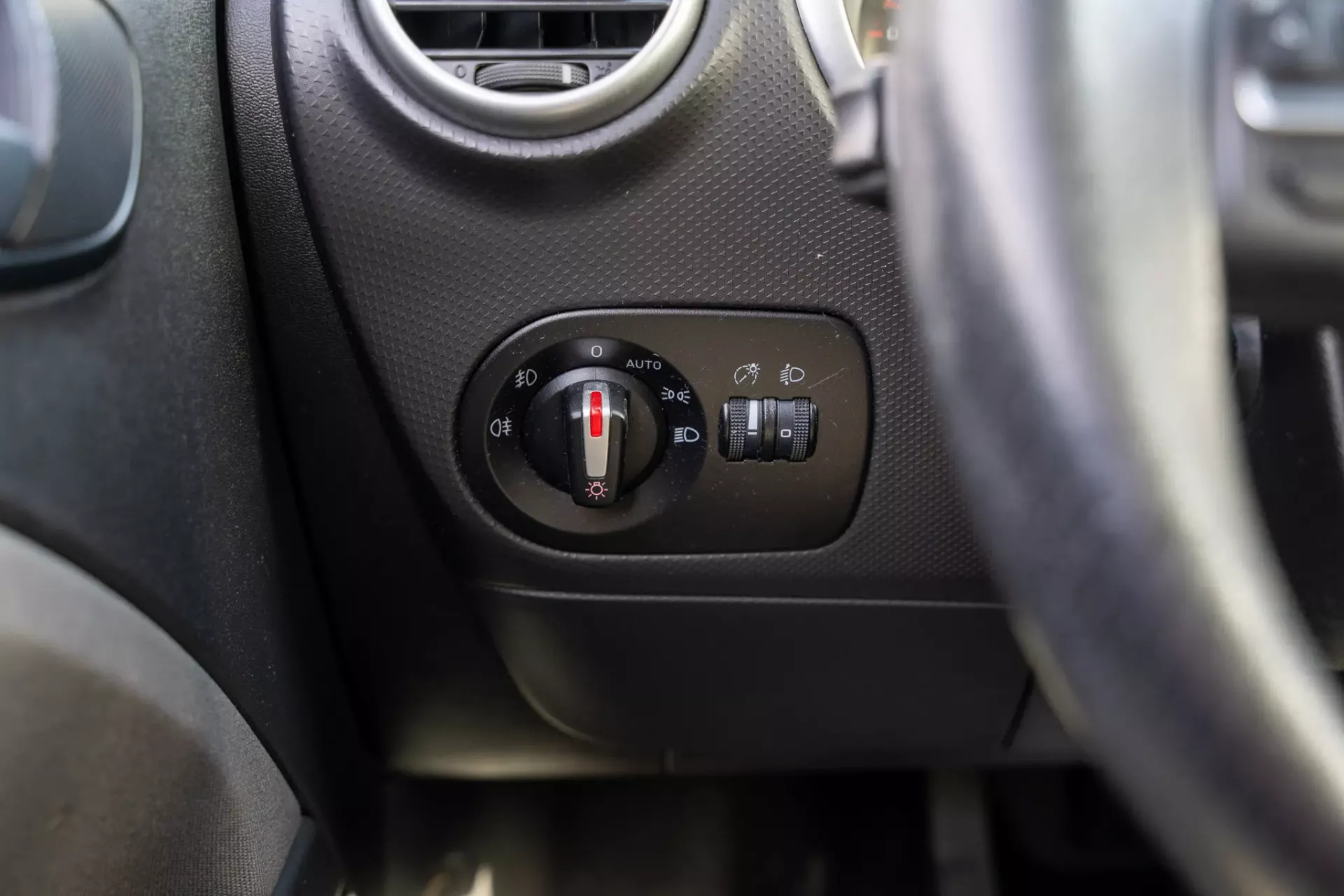 SEAT Leon 1.6 TDI Style Ecomotive 9