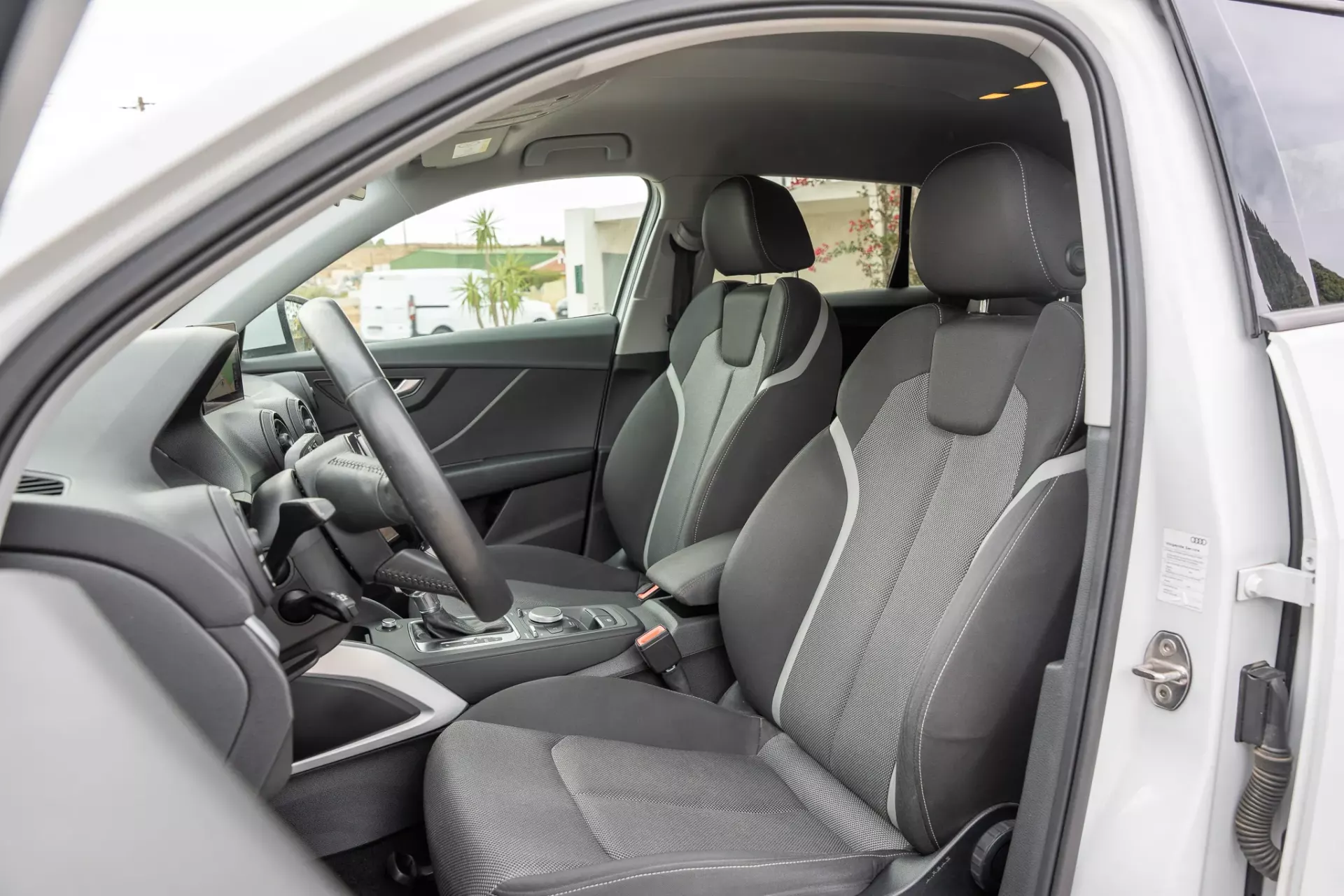 Audi Q2 30 TFSI Design S tronic 19