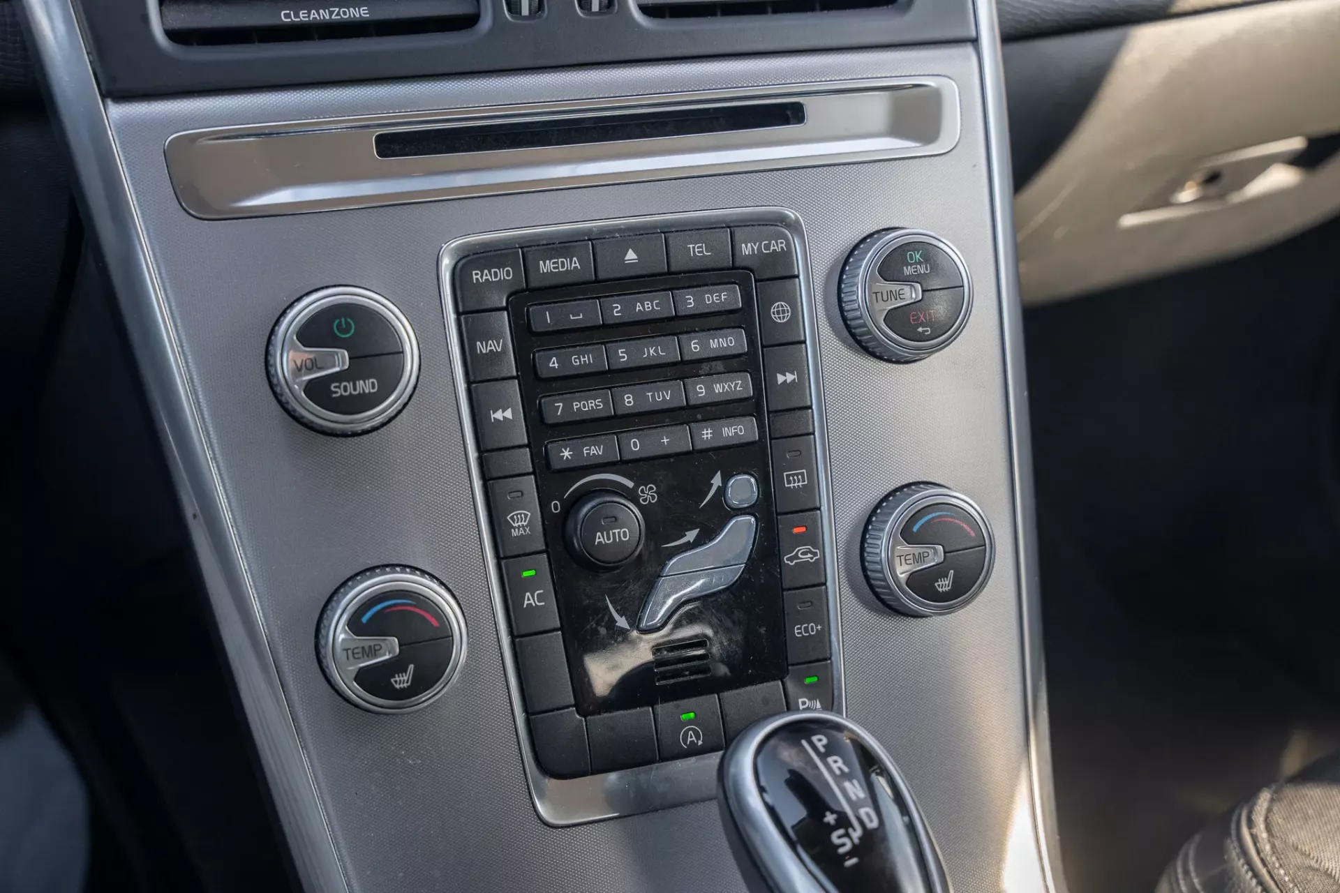 Volvo XC 60 2.0 D3 Summum Geartronic 13