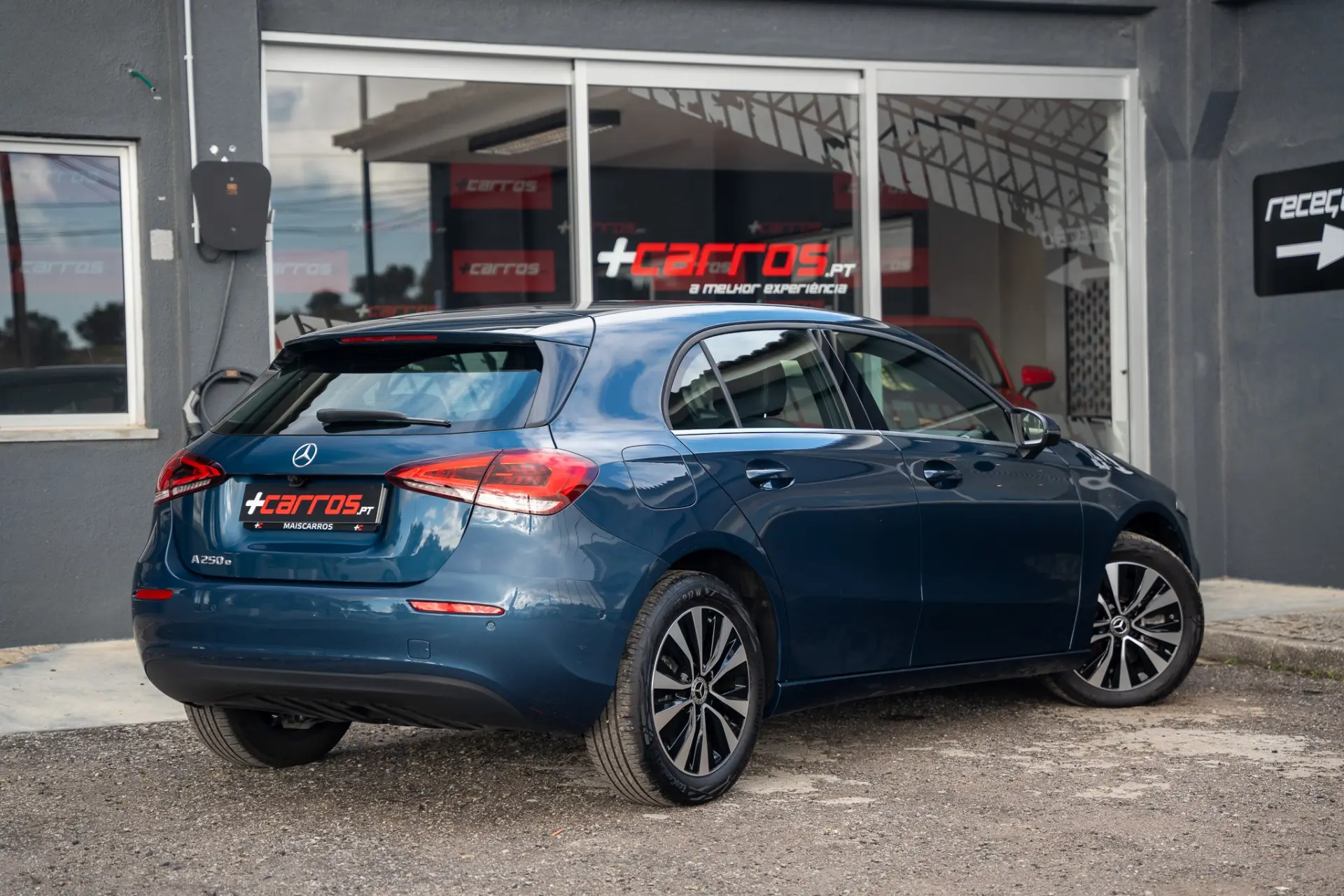 Mercedes-Benz A 250 e Style Plus 7