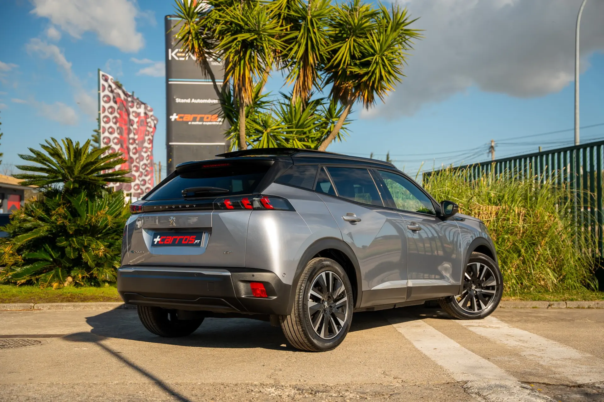 Peugeot e-2008 50 kWh GT 7