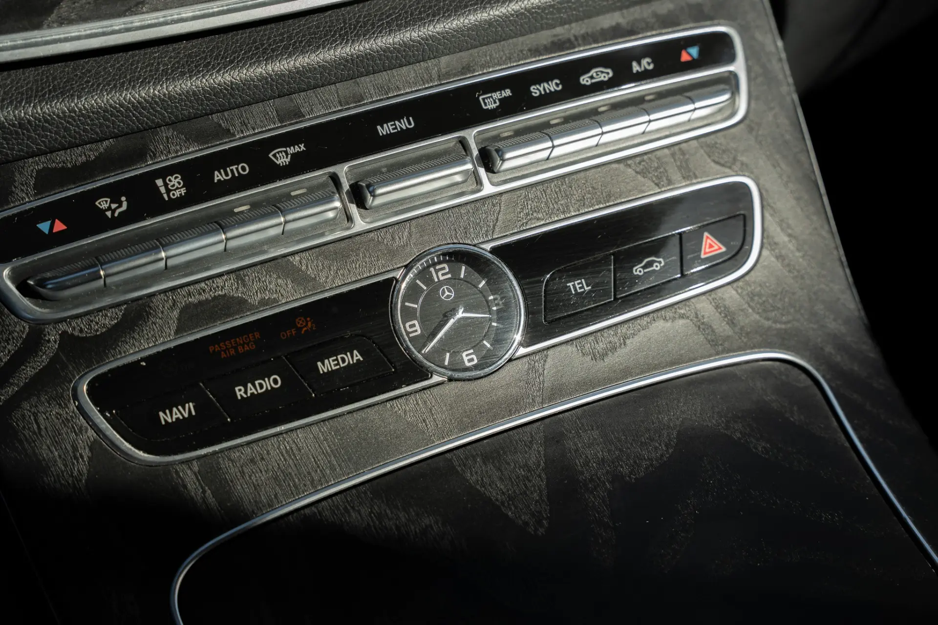 Mercedes-Benz E 220 d AMG Line Aut. 19