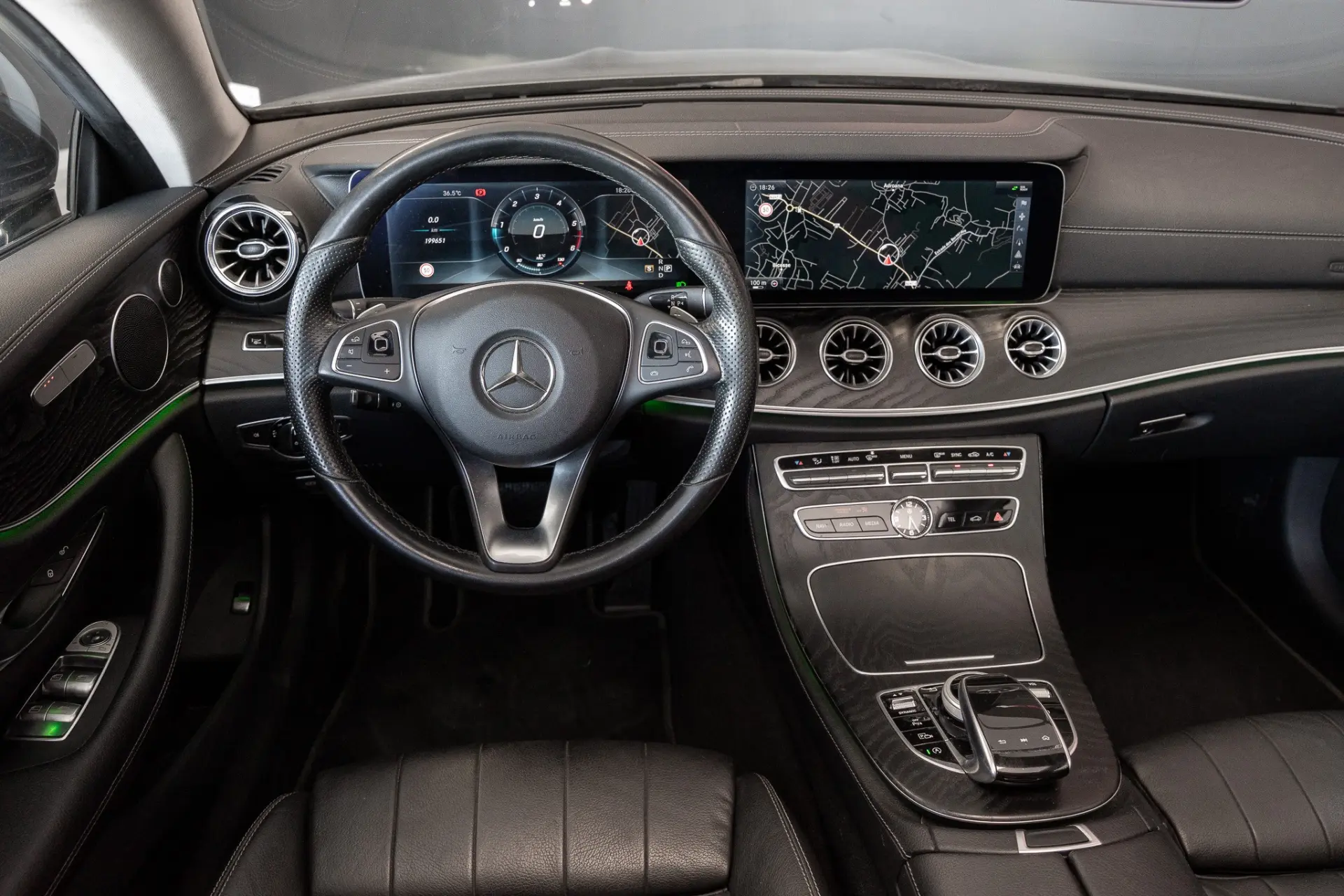 Mercedes-Benz E 220 d AMG Line Aut. 9