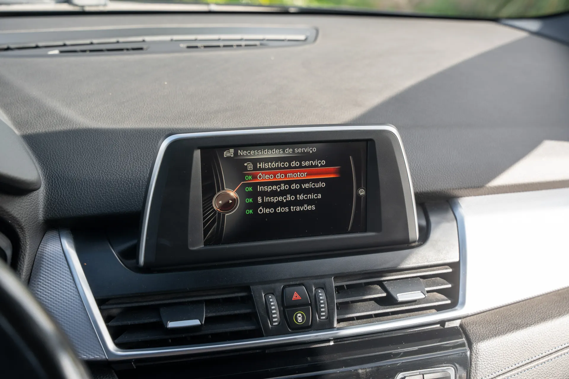 BMW 218 Active Tourer d Pack M Auto 9