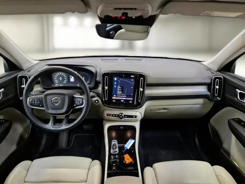 Volvo XC 40 T5 Recharge DKG Inscription 9
