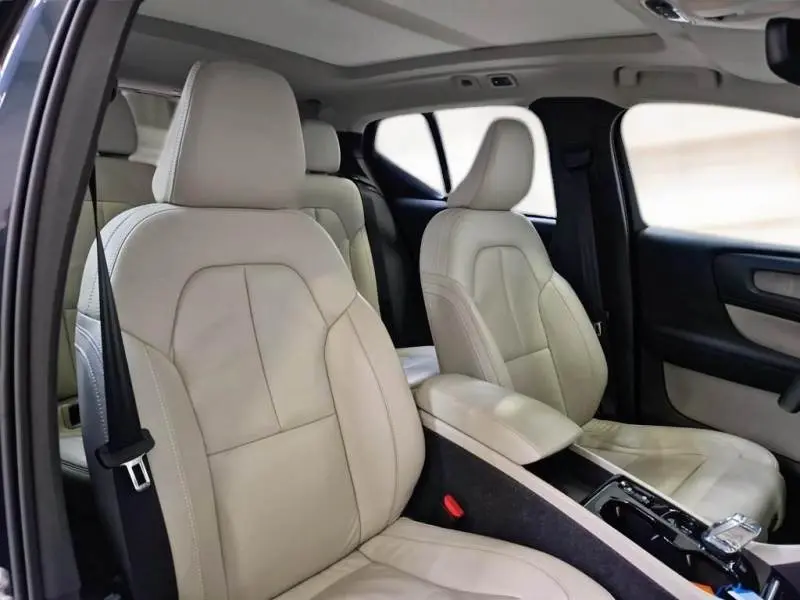 Volvo XC 40 T5 Recharge DKG Inscription 11