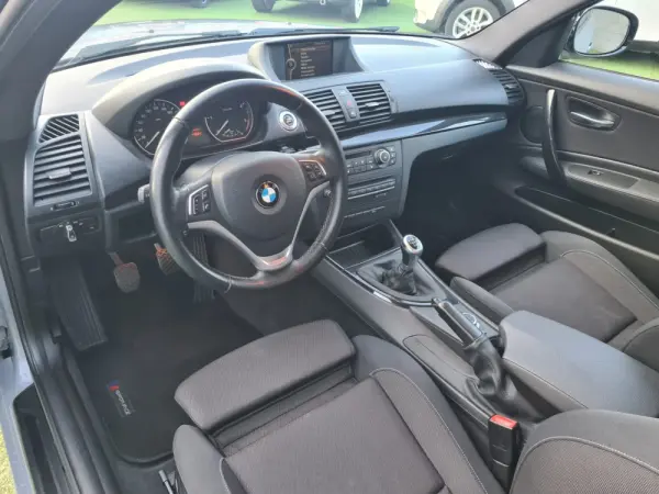 BMW 118 d 5