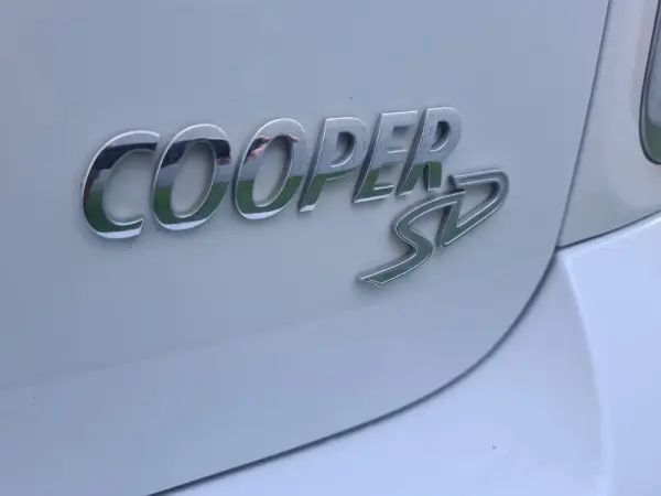 MINI Countryman Cooper SD ALL4 Auto 16