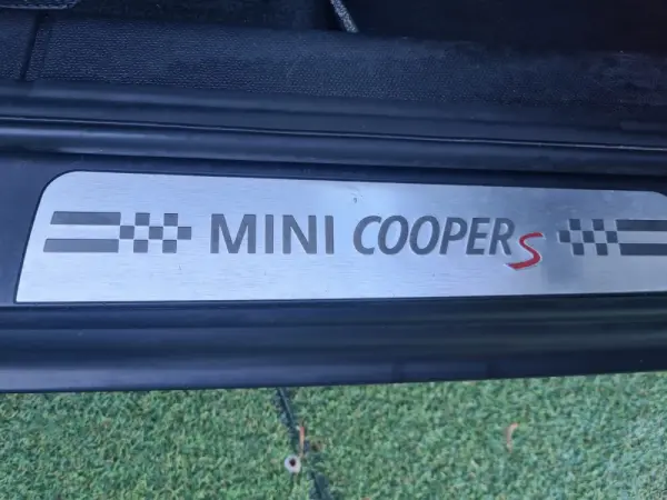 MINI Countryman Cooper SD ALL4 Auto 17