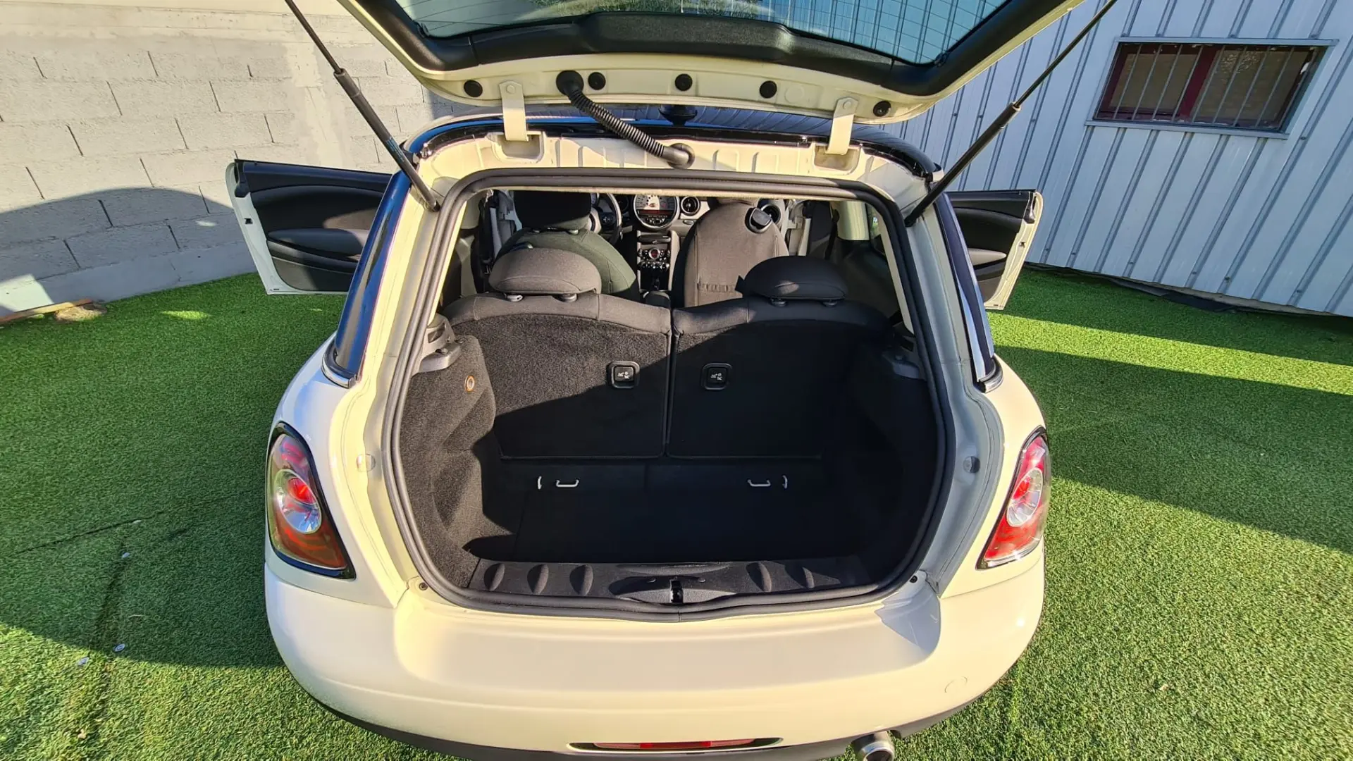 MINI 3 Portas One D 13