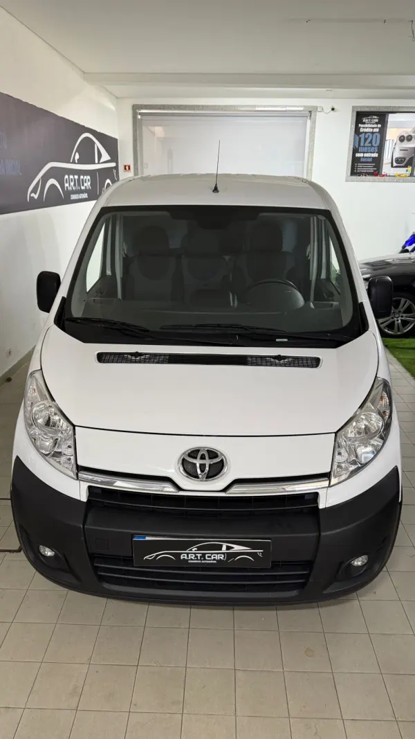 Toyota Proace 18
