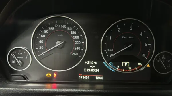 BMW 320 d Touring Auto Line Sport 7