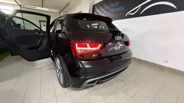 Audi A1 1.2tsi 8