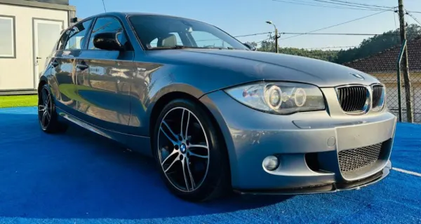 BMW 120 120d pack m 26