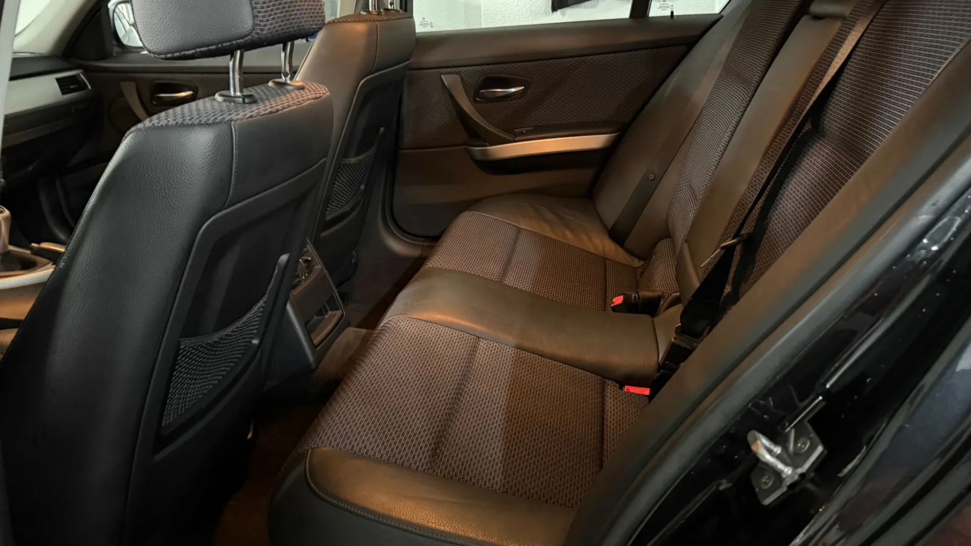 BMW 318 d Touring 25